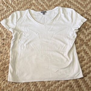 Ann Taylor White V-Neck Short Sleeve Tee